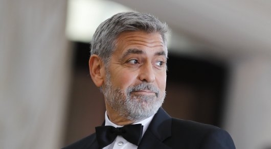 Джордж Клуни попал в ДТП на скутере
