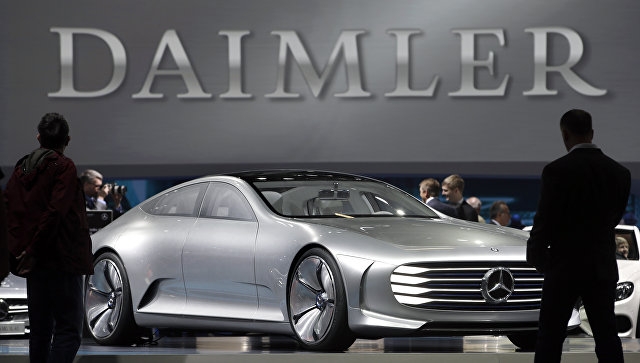 Главу автоконцерна Daimler AG уволили за расизм