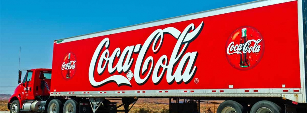 Видео дня: на дороге не разминулись грузовики «Coca-Cola» и «Pepsi»