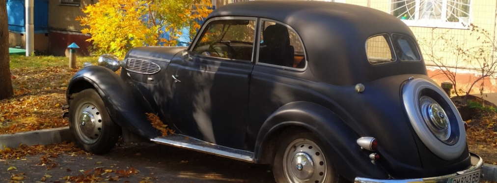 В Украине заметили раритетный BMW 1947 года выпуска
