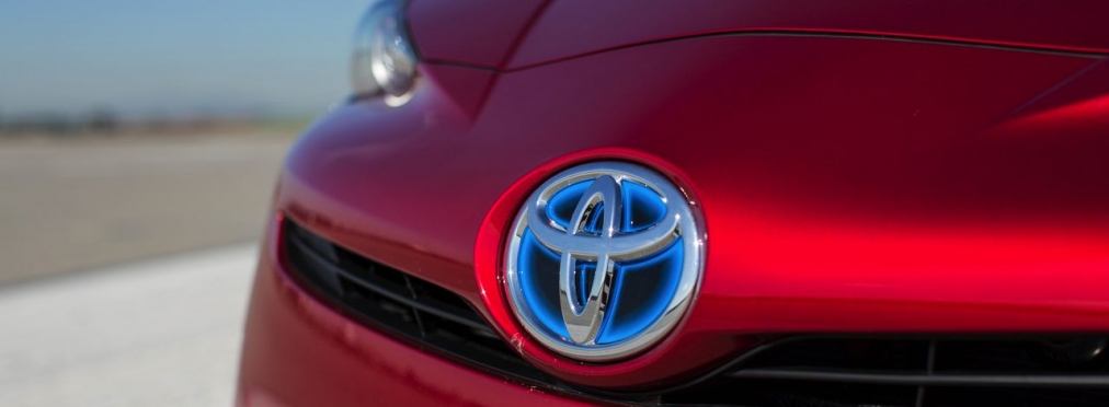 Toyota представила новый минивэн