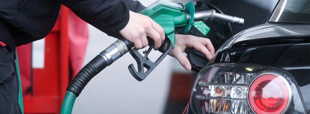 В Украине снижаются цены на бензин и дизельное топливо