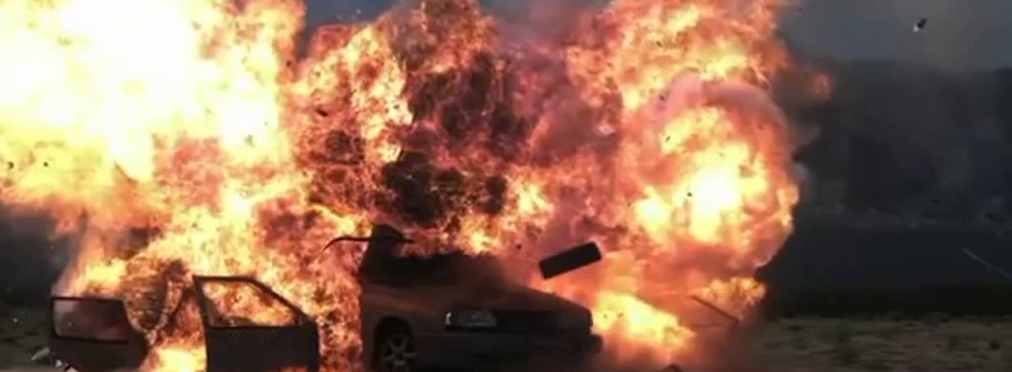 Шокирующие кадры: взрыв газа в машине на заправке