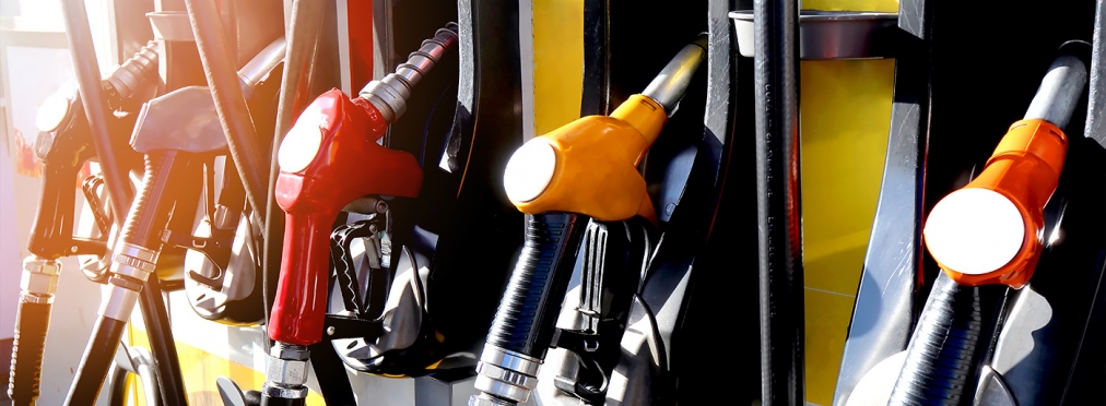 Кабмин и сети АЗС подписали меморандум: цены на бензин опустят ниже 30грн/л.