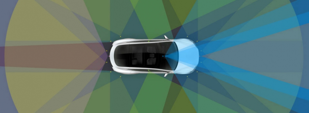 Tesla Motors анонсировала улучшенный «автопилот»