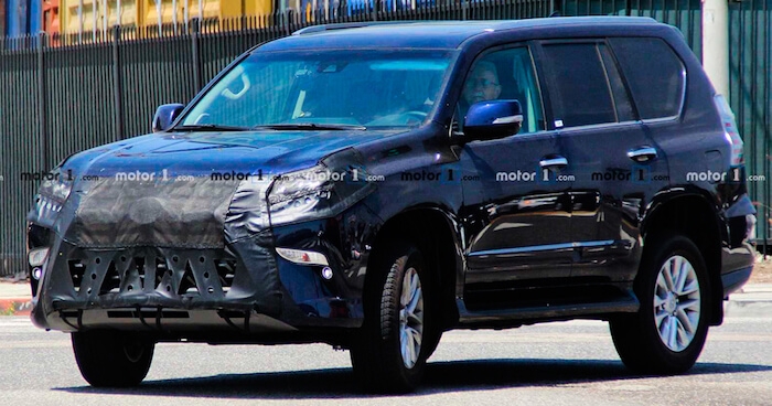 Опубликованы шпионские фото нового Lexus GX