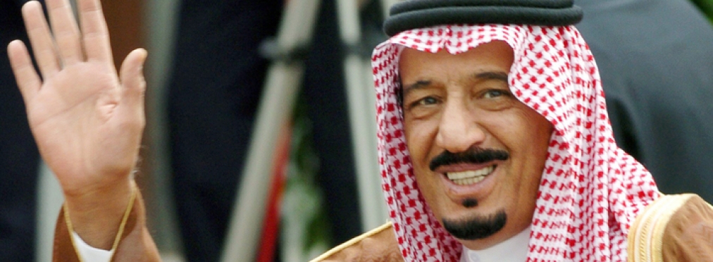 Король Саудовской Аравии взял в аренду полтысячи Мерседесов класса люкс