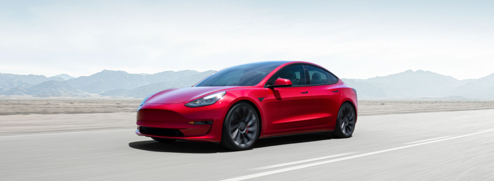 Tesla вынуждена отозвать сотни тысяч автомобилей