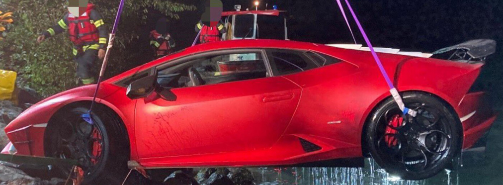 Водитель перепутал педали и «поплавал» на Lamborghini Huracan