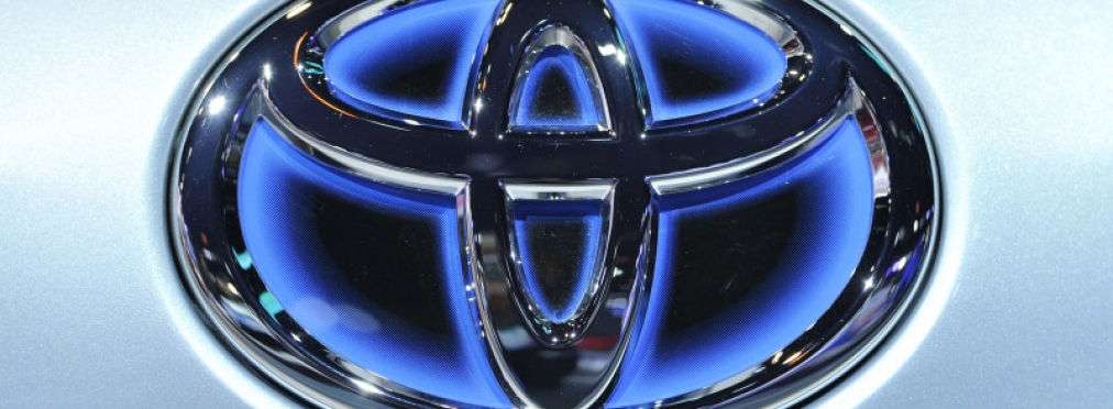 Компания Тойота отзывает почти 400 тысяч автомобилей
