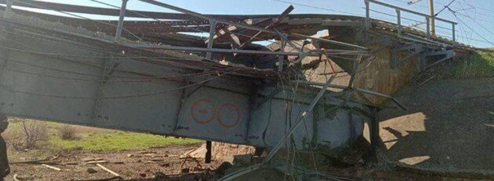 Возле Мелитополя разрушен железнодорожный мост в Крым