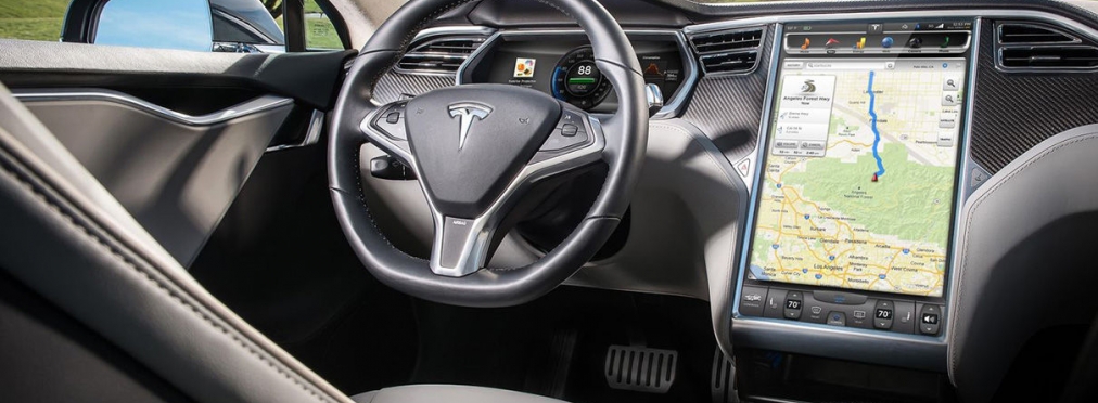 Компания Tesla не разрешила хакеру приобрести автомобиль Model S