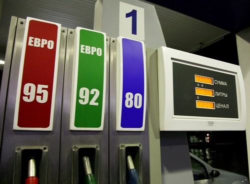 На украинских АЗС остановился рост цен на топливо