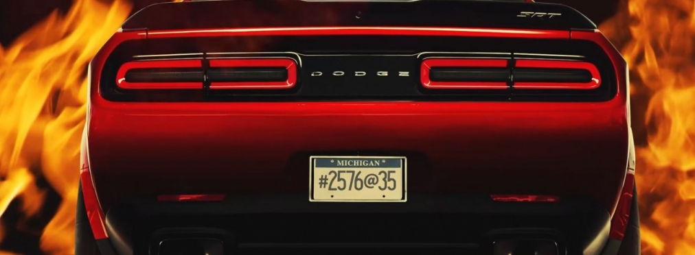 Dodge Challenger Demon научится распознавать гоночное топливо