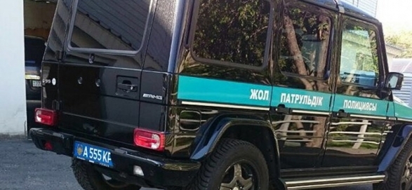 Полиция Казахстана ездит на Гелендвагенах и Кайеннах