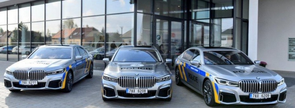 Полицейские пересядут на «семерки» BMW