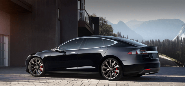 Tesla планирует сократить длину проводов в электромобиле с 3 километров до 100 метров