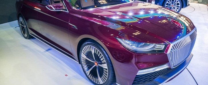 Автомобильная компания Hongqi презентовала концептуальный седан