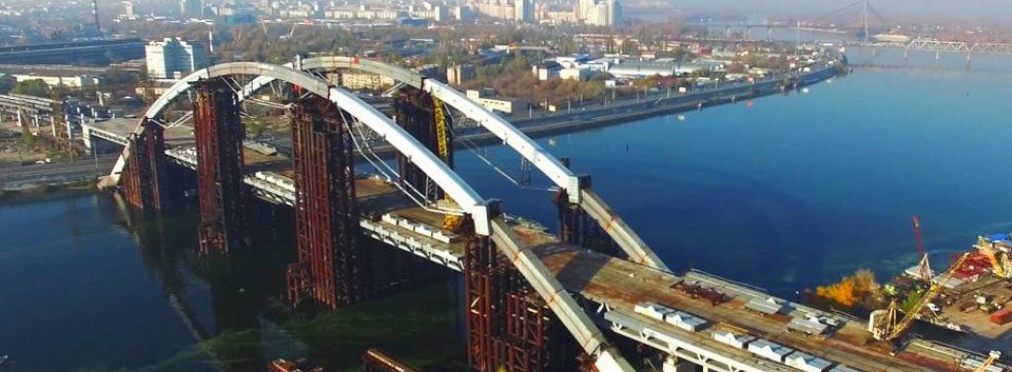 Стали известны сроки запуска платного моста в Киеве