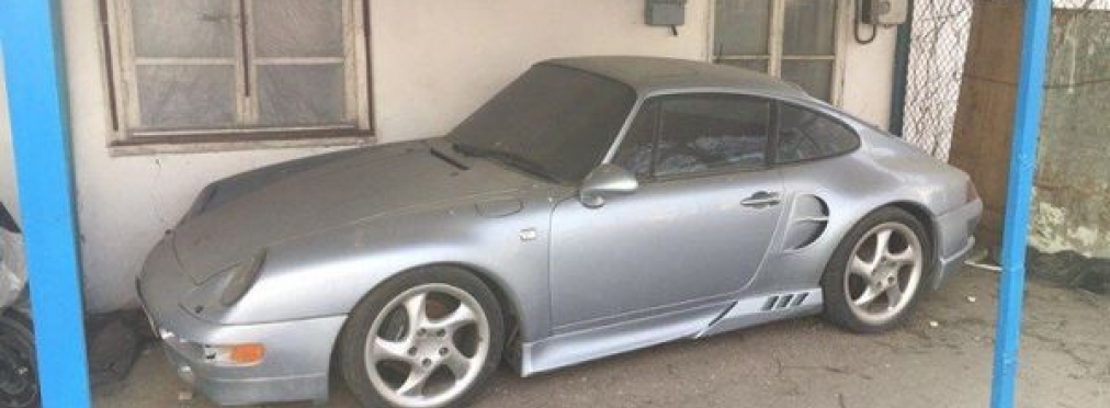 В Украине нашли брошенный Porsche 911 