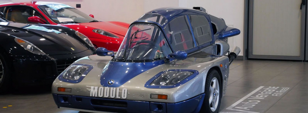 Обнаружен уникальный трехколесный спорткар BMW