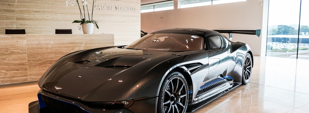 24 новеньких Aston Martin «поймали» перед отправкой клиентам