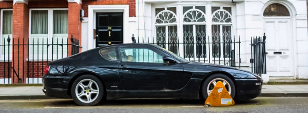 В Лондоне замечен «бесхозный» Ferrari 456