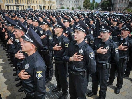 Патрульные полицейские «будут охранять» АЗС