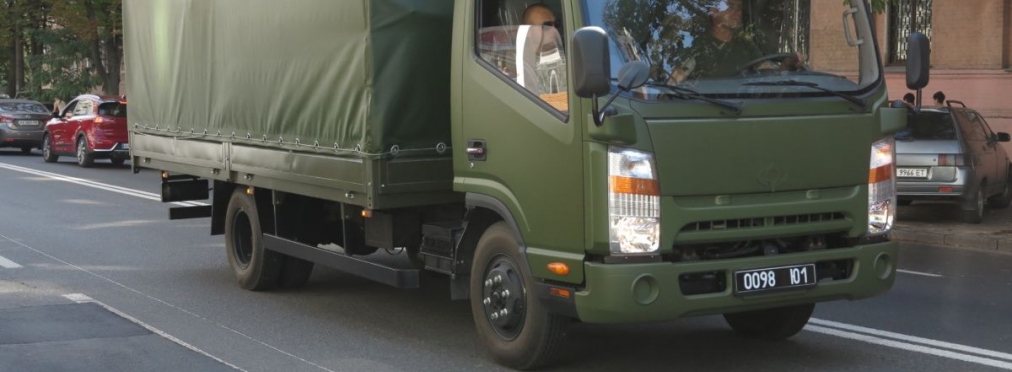 «Богдан» передал пограничникам малотоннажные грузовики
