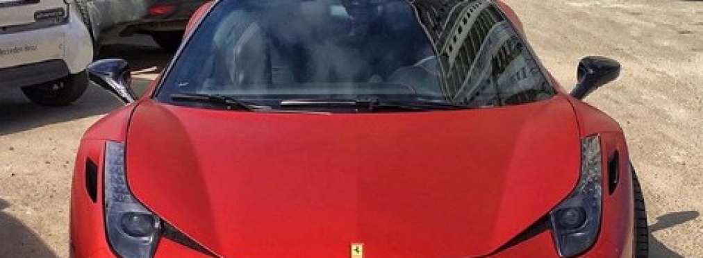 В Одессе засняли мощный тюнингованный суперкар Ferrari