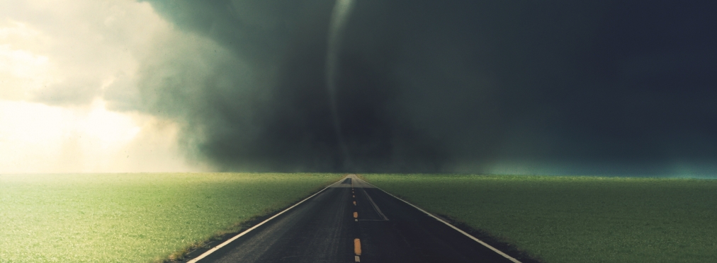 Как торнадо «переходит дорогу» в США