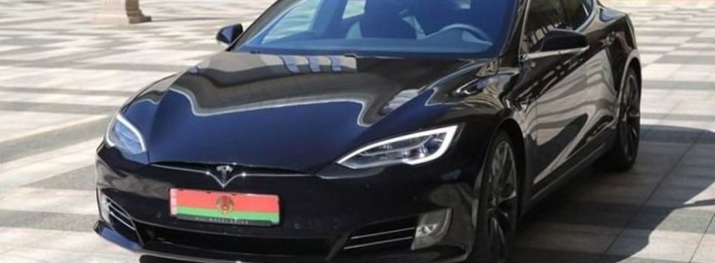 От трактора до Tesla Model S: Автопарк Александра Лукашенко