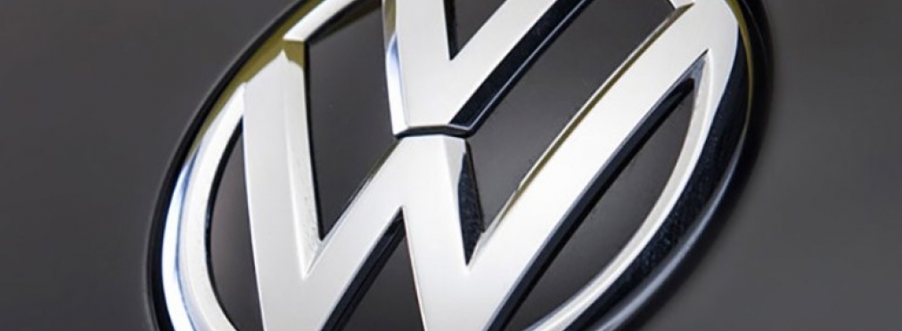 Новый Volkswagen Golf GTI замечен без камуфляжа