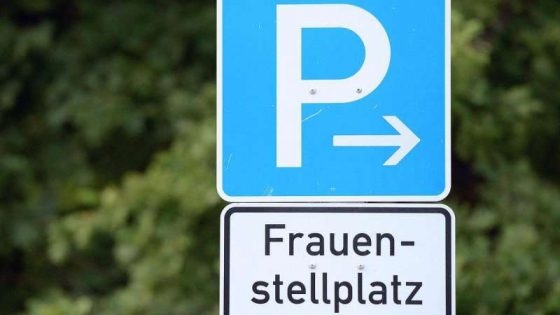 Власти немецкого города оборудовали парковку только для женщин
