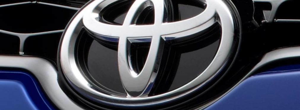 «Шпионы» заметили новый Toyota Land Cruiser без «камуфляжа»