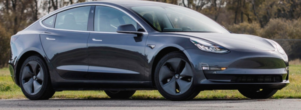Tesla Model 3 неожиданно получила «ноздри» от BMW 