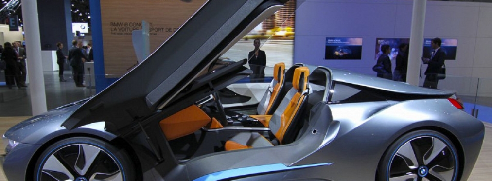 Названа дата дебюта BMW i8 Roadster