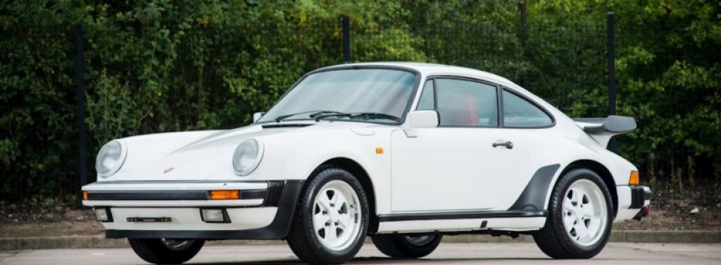 На аукционе продан Porsche 1986 г. в. с пробегом всего 743 км