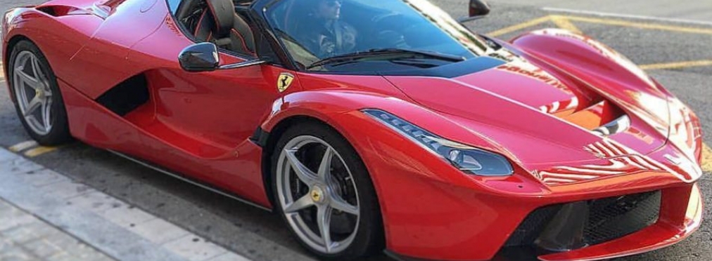 Ferrari отказался продавать гиперкар любителю сети Instagram