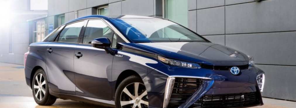 Toyota запустила в серию водородную модель