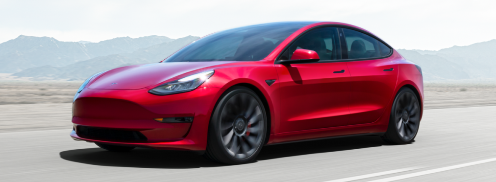 Tesla снимает с производства бюджетный вариант Model 3 