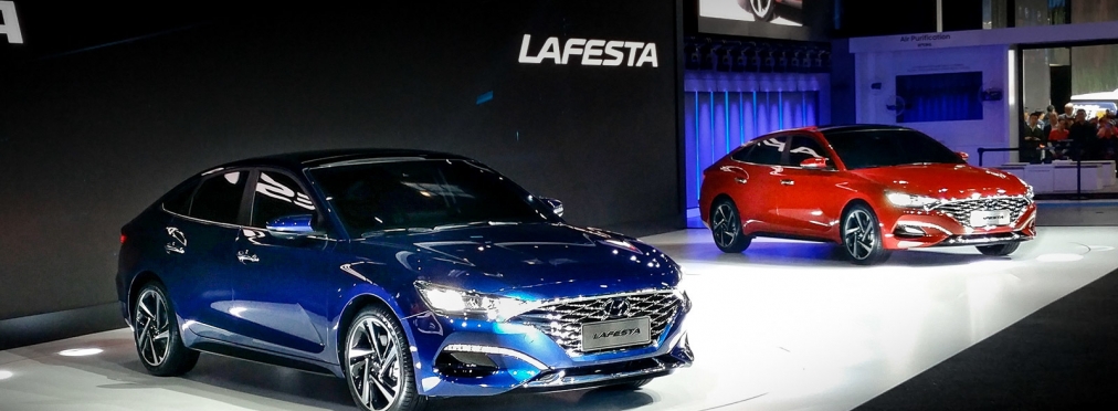 Hyundai представил «купеобразный седан» с чужим именем