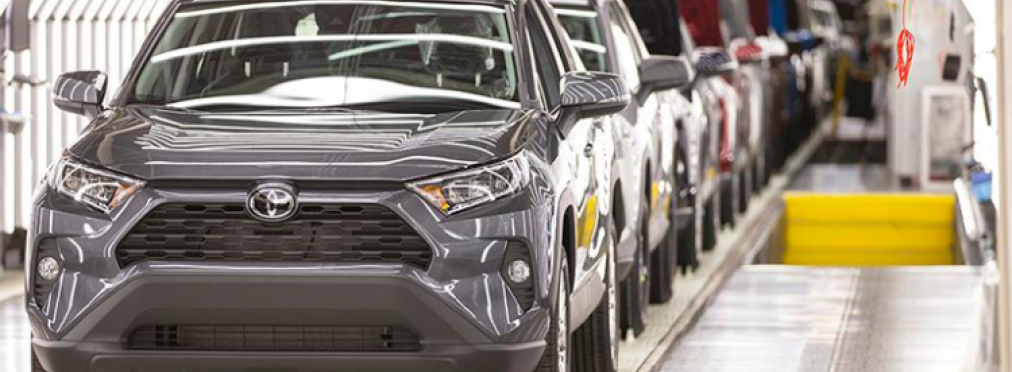 Компания Toyota остановила выпуск автомобилей сразу на трех заводах