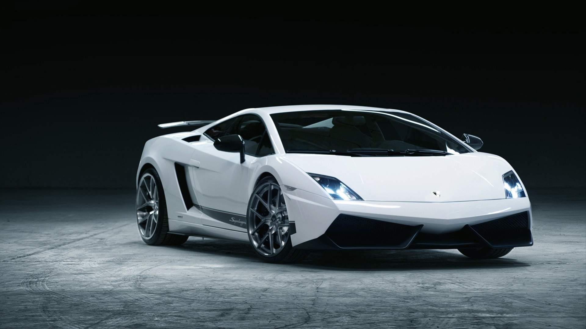 Lamborghini сколько лошадиных сил