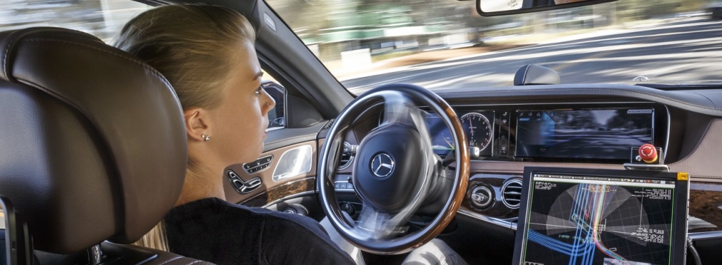 В компании Mercedes рассказали о пяти современных технологиях