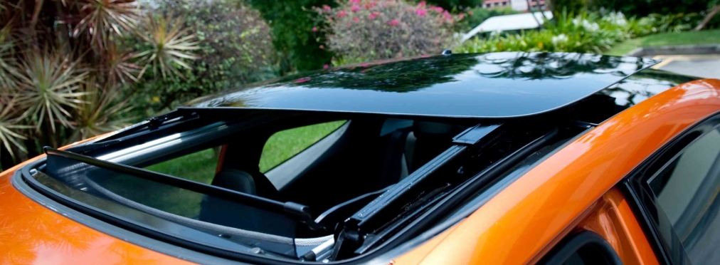 Hyundai разработал подушки безопасности для панорамной крыши