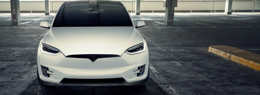 Тюнеры «лихо прокачали» Tesla Model X