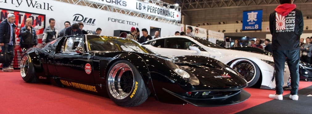 Японцы превратили классический Lamborghini в шоу-кар