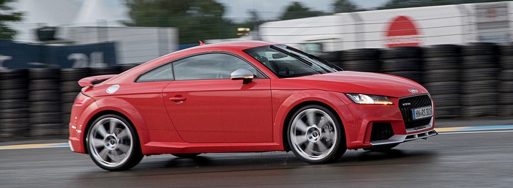 «Превосходя прочих»: тест-драйв Audi TT RS